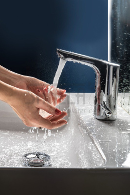 Сенсорный смеситель SLU 76 арт: 03760 Sanela Чехия (фото, схема)